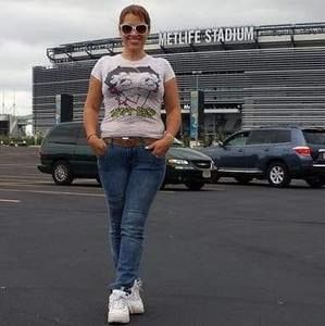 Meet your Posher, Ana